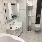 بيزينيس بارك 4*