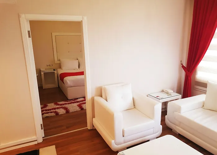 호텔 Business Park 4*